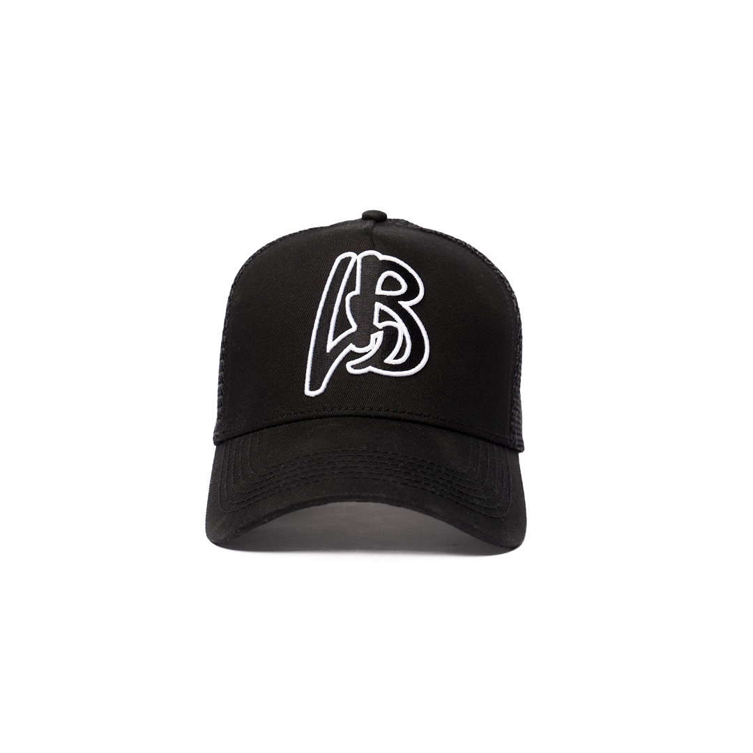 LUCKY BOY TRUCKER [black logo, white outline]